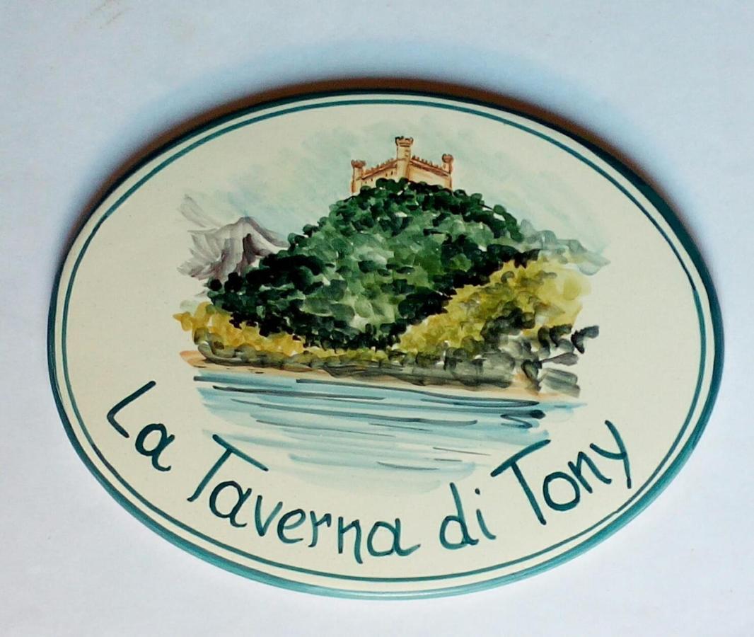 La Taverna Di Tony Bed & Breakfast Montalto Dora Eksteriør bilde